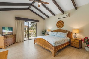 Casa, vistes al jardí | Wifi gratuïta 