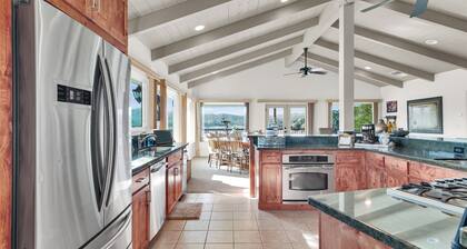 Lakefront Oasis w/ Private Dock on Lake Nacimiento - Boat, Swim & Unwind!