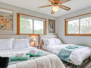 3 Schlafzimmer, Bügeleisen/Bügelbrett, kostenloses WLAN, Bettwäsche