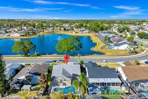 Exterior - Waterfront Oasis – 4BR Pool & Spa (Kissimmee)