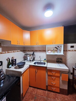 Private kitchen - Bright and comfortable apartment close to Real Plaza - Pet friendly (Cusco)