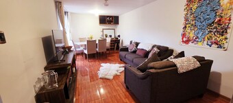 Bright and comfortable apartment close to Real Plaza - Pet friendly