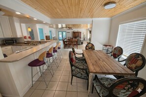 Dining - Bid-A-Wee Palms - Sleeps 12 - Close to the Beach (Panama City Beach)