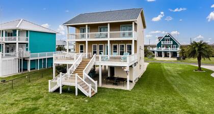 Classic Coastal Beach Home Perfect for Families