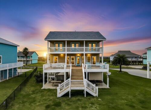 Classic Coastal Beach Home Perfect for Families