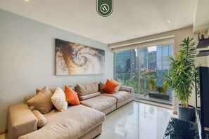 Living area - Bright 2BR in Polanco Steps From Antara & Soumaya (Mexico City)