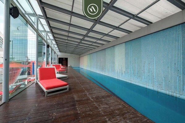 Pool - Bright 2BR in Polanco Steps From Antara & Soumaya (Mexico City)