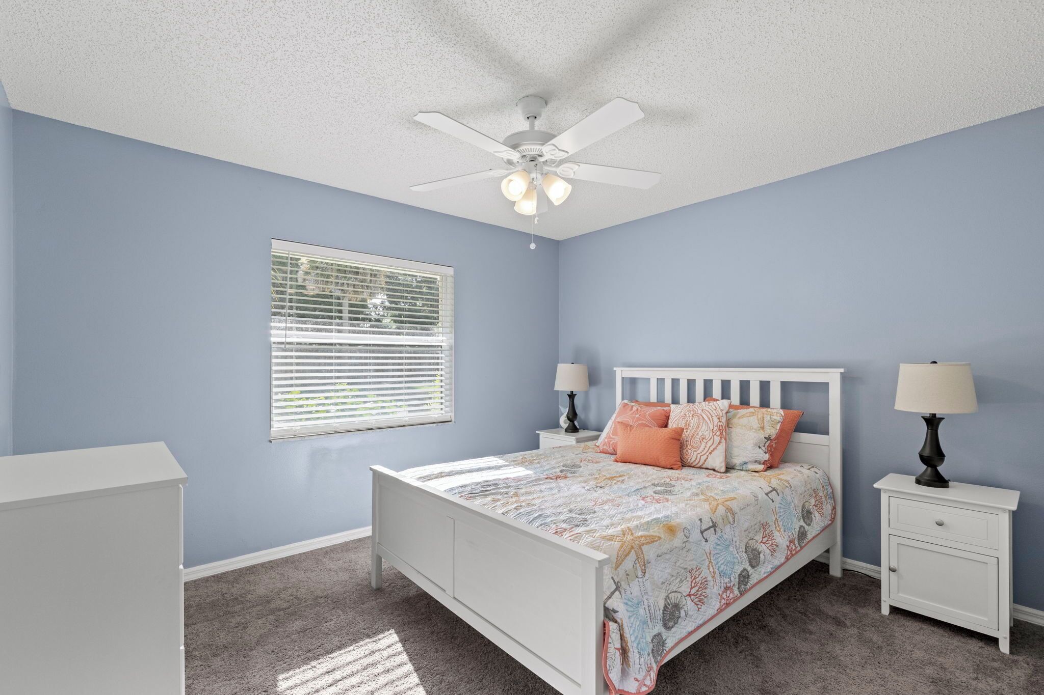 3 sovrum, strykjärn/strykbräda, gratis wi-fi och sängkläder