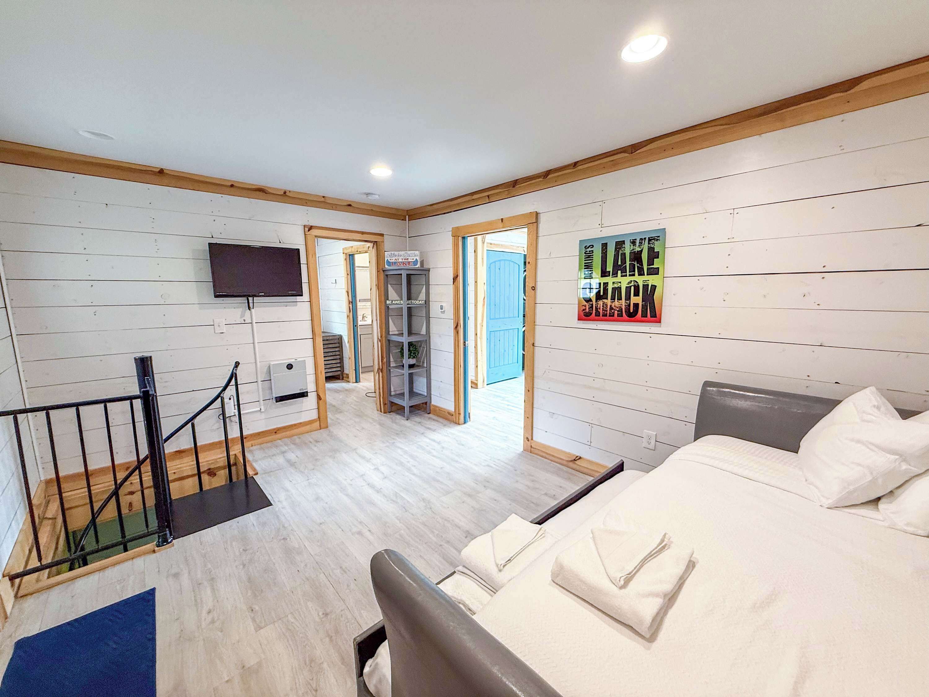 2 chambres, fer et planche à repasser, Wi-Fi, draps fournis