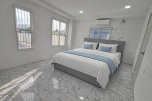 Room - Bedroom #2 located 10 minutes away from airport (Couva-Tabaquite-Talparo Regional Corporation)