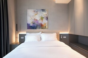 1 habitación, tabla de planchar con plancha, wifi gratis y ropa de cama 