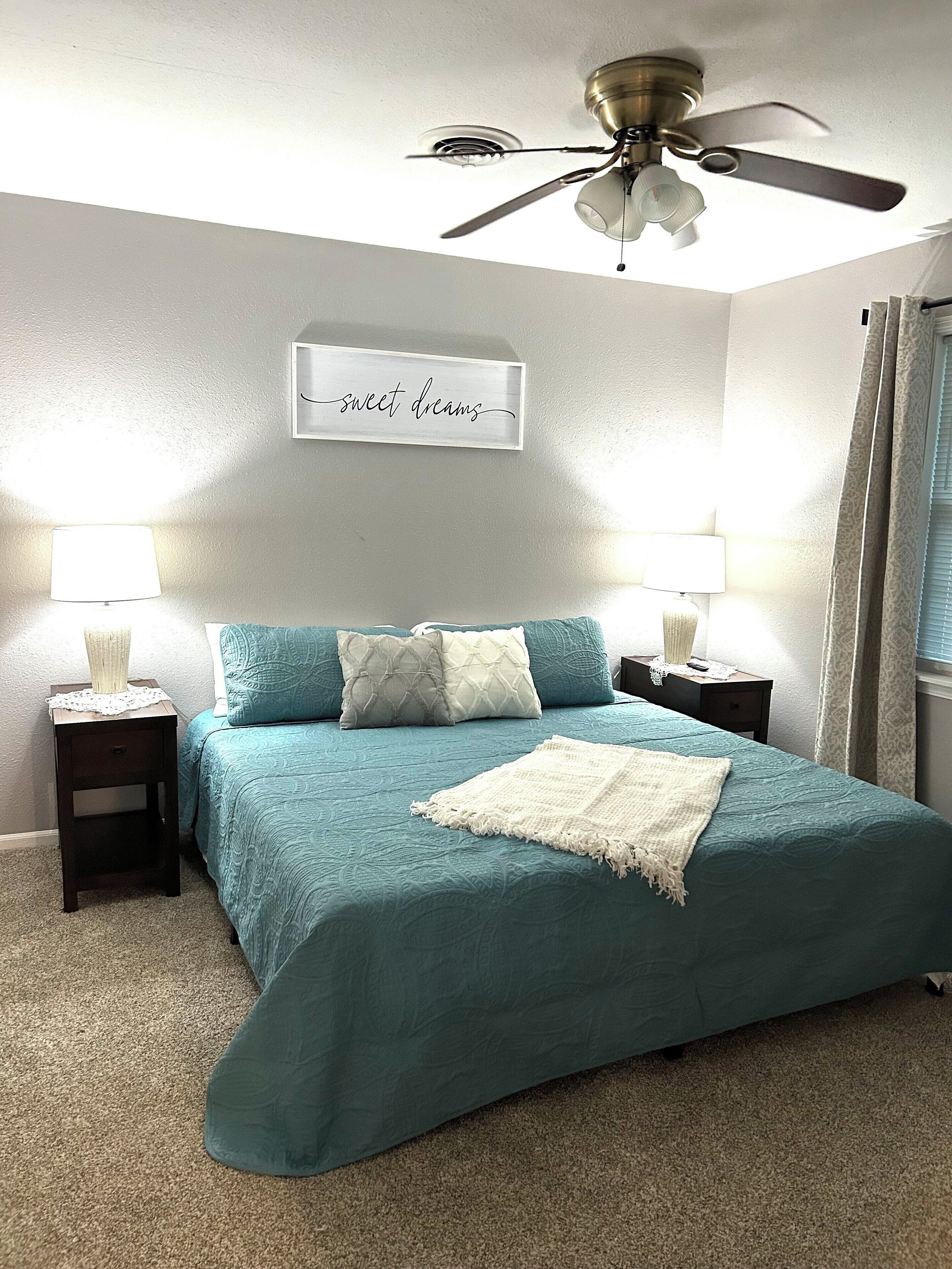 Strykejern/-brett, wi-fi og sengetøy