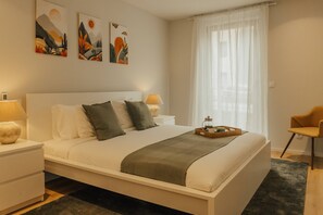 3 chambres, fer et planche à repasser, accès Internet, draps fournis