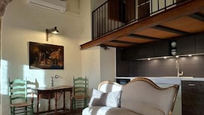 Living area - Apartament Loft (Begur, Centro, Costa Brava) (Begur)