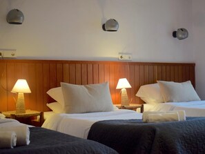 4 bedrooms, iron/ironing board, Internet - Casa Muga (Tamariu) (Tamariu)