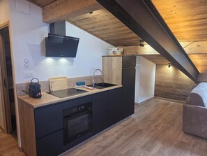 Private kitchen - Apartment in the center of La Clusaz for 4 to 6 people (La Clusaz)