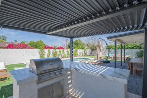 Terrace/patio - Old Town Oasis | Heated Pool | MiniGolf (Scottsdale)