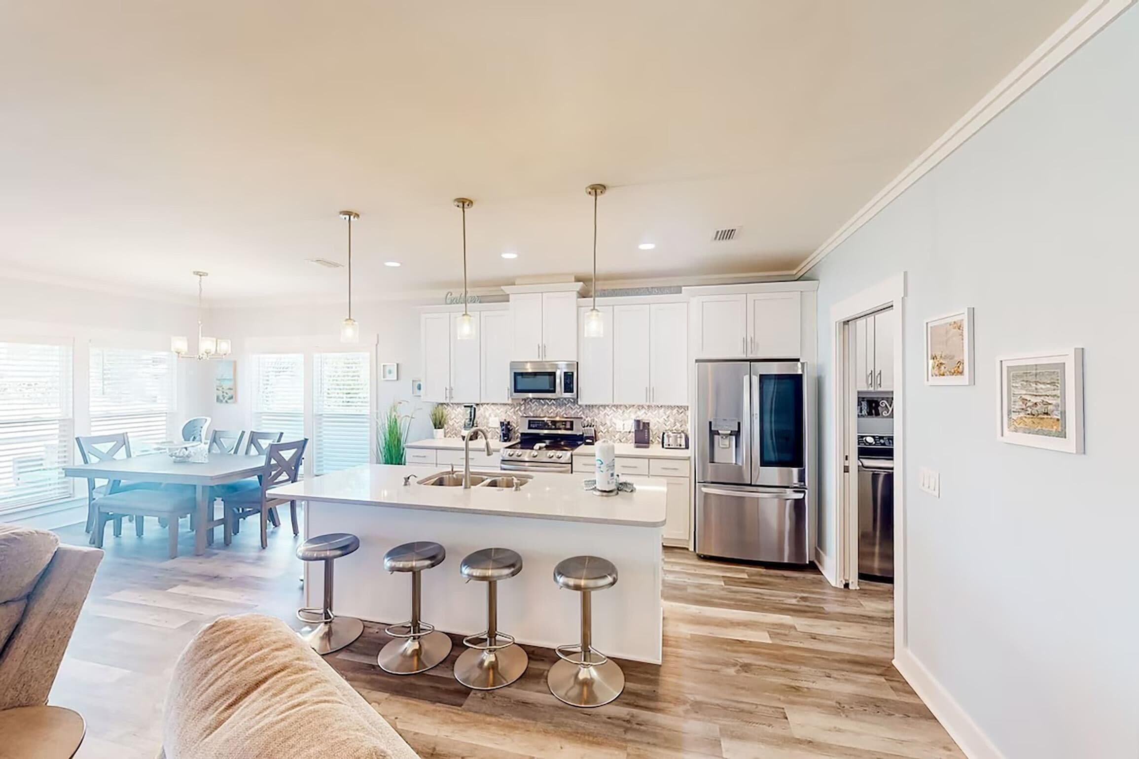 House, Multiple Beds (Turtle Beach Retreat) | Private kitchen