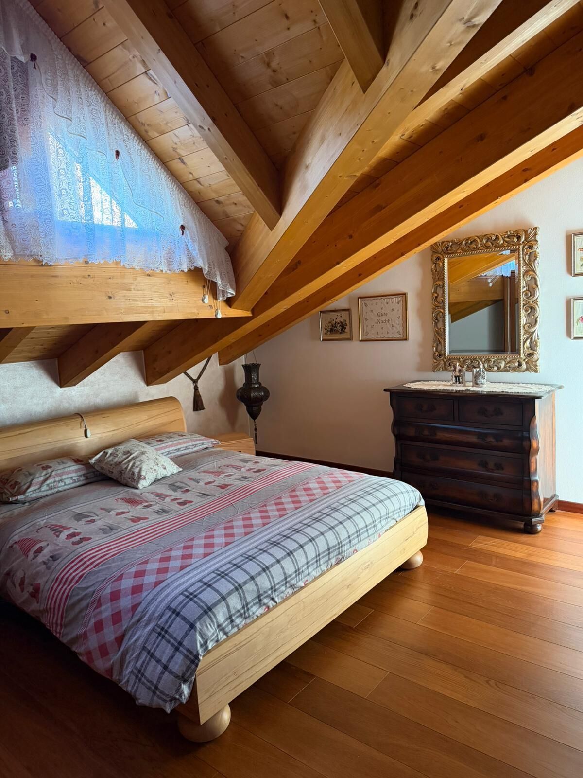 2 Schlafzimmer, Bügeleisen/Bügelbrett, Bettwäsche