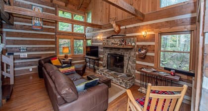 3 Brothers Creekside Cabin