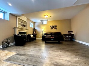 Living area - Richmond Hill Walk-Out Basement | Private Unit | 30–365 Day Stay|Shop|Park|Bus| (Richmond Hill)