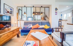 TV, books - Parenthèse iodée - maison vue mer tout confort (Ploemeur)