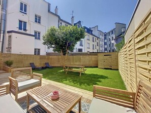 Outdoor dining - Chambre privée élégante 1 - jardin & espace commun (Lorient)