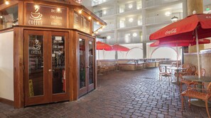 Outdoor dining - Come Visit Sophomore! 2BR 2BA Beachfront Condo! Sleeps 5! (Panama City Beach)