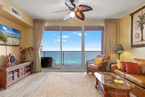 Kondominium, Beberapa Tempat Tidur, balkon, pemandangan samudra (Shores of Panama 2211) | Area keluarga