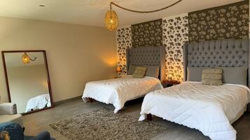 Iron/ironing board, Internet, bed sheets