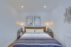 2 habitaciones, tabla de planchar con plancha y wifi gratis 