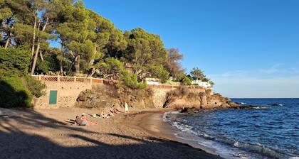 Villa Vue Mer & Estérel à Saint Raphaël-5 Ch-Piscine-Plages à pied -Air Co