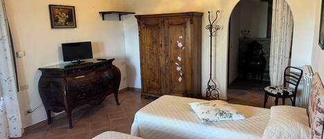 2 makuuhuonetta, ilmainen Wi-Fi, vuodevaatteet