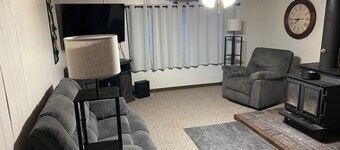 3-bedroom house in Presque Isle perfect for your up north getaway