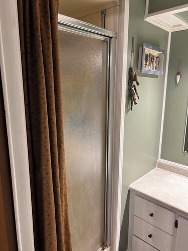 3-bedroom house in Presque Isle perfect for your up north getaway