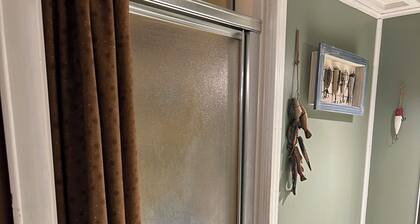 3-bedroom house in Presque Isle perfect for your up north getaway