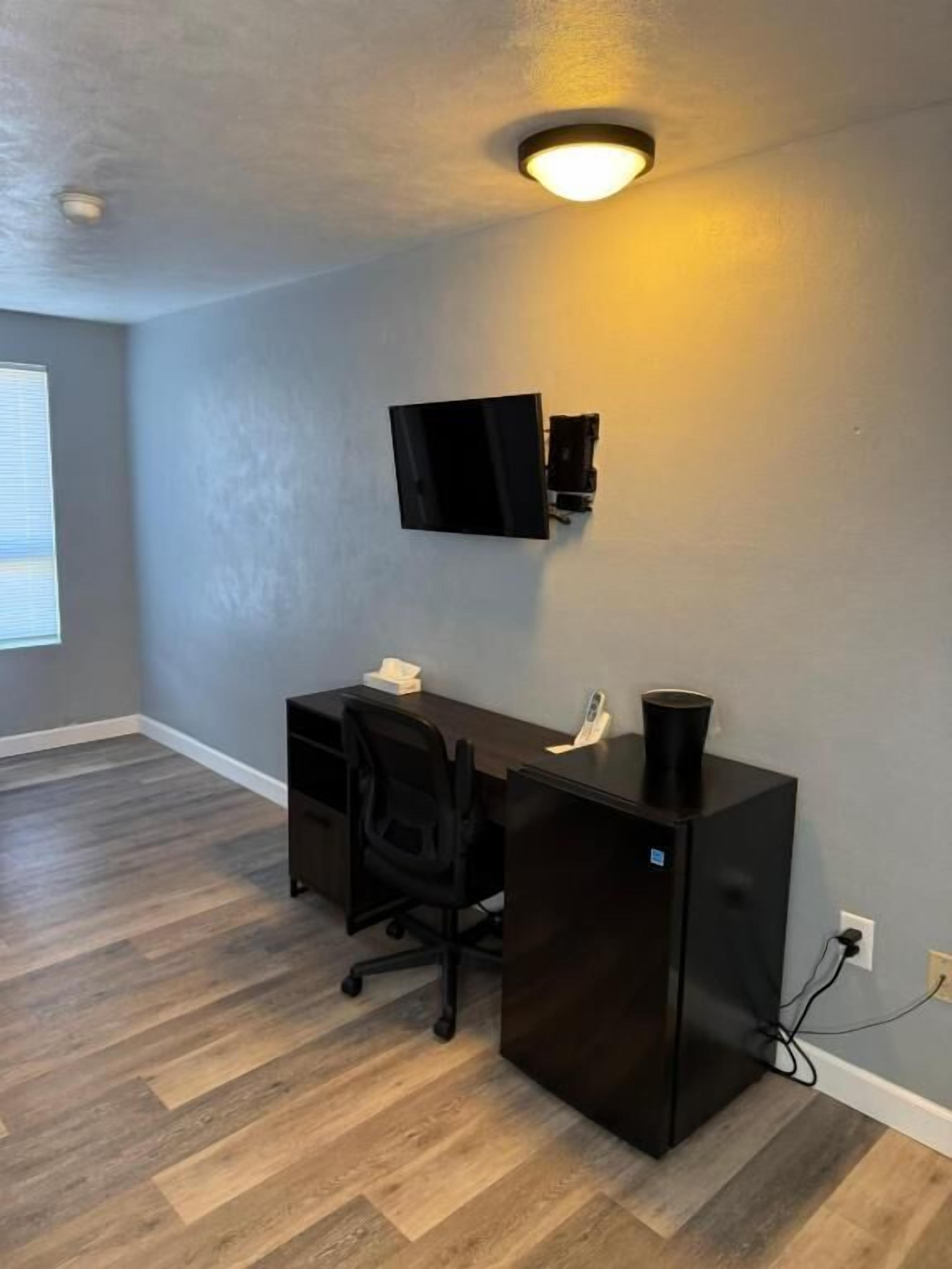 Double Room, 1 Queen Bed | Interior