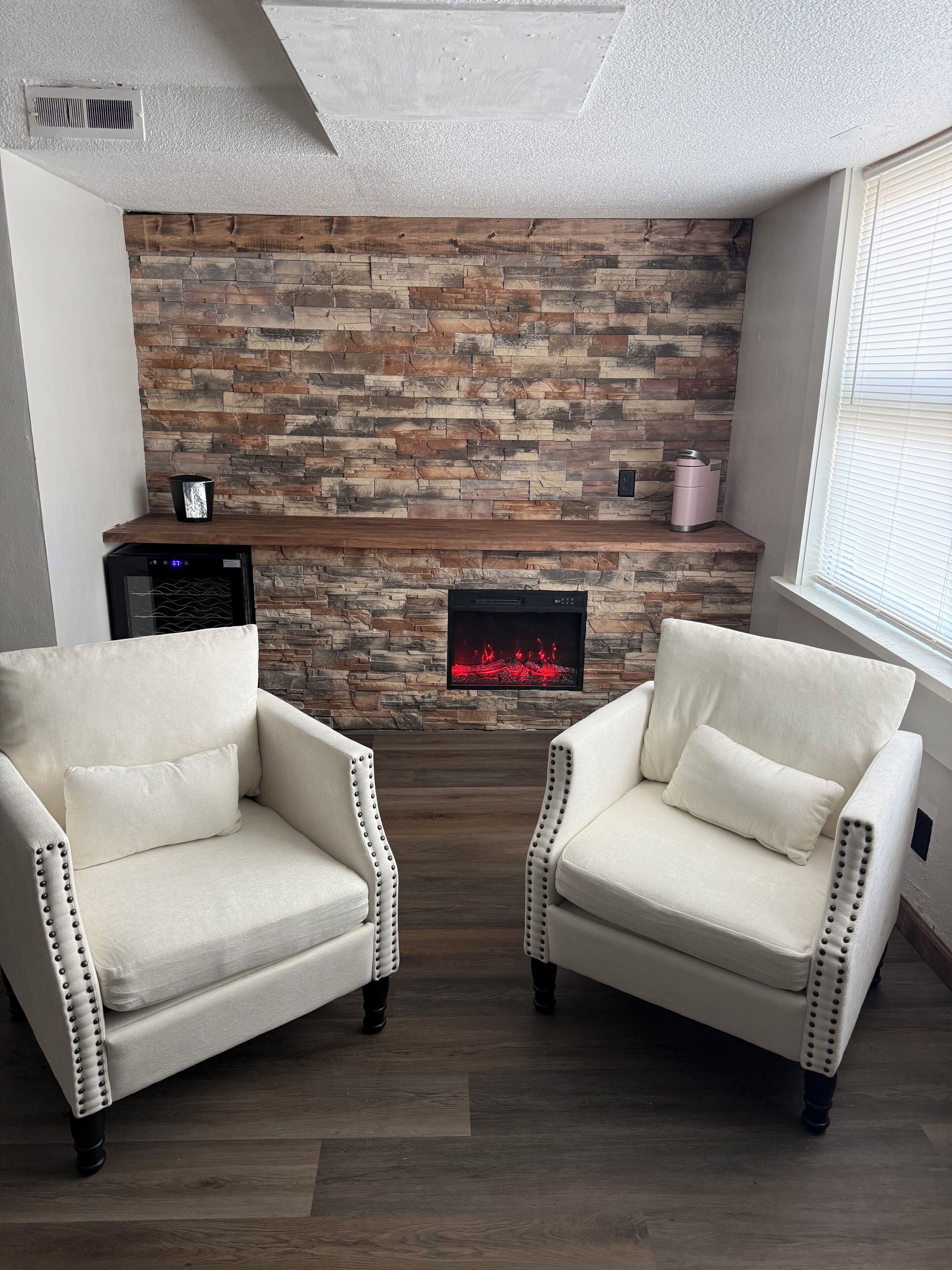 Romantic Double Room Single Use | Living area | 32-inch Smart TV with satellite channels, foosball