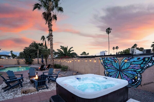 Terrace/patio - Refreshing Pool • Hot Tub • Game Room • Sleeps 8 (Scottsdale)