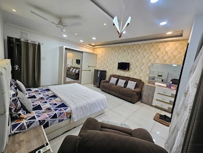 1 camera, ferro/asse da stiro, Wi-Fi