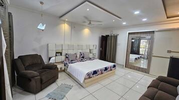 1 camera, ferro/asse da stiro, Wi-Fi