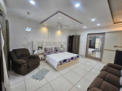 Cozy 1-bedroom fabulous studio in Indore with all amenities.