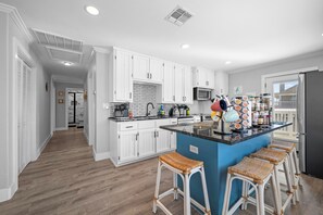 Ofen, Herdplatte, Geschirrspüler