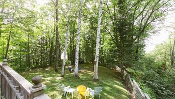 Family Cottage, Private Bathroom, Lake View (Brownstone Cottage) | Exterior