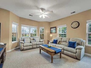 Téléviseur, bureau