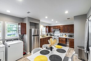 Microondas, horno y parrilla de estufa 