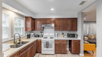 Mikrobølgeovn, ovn, kogeplade