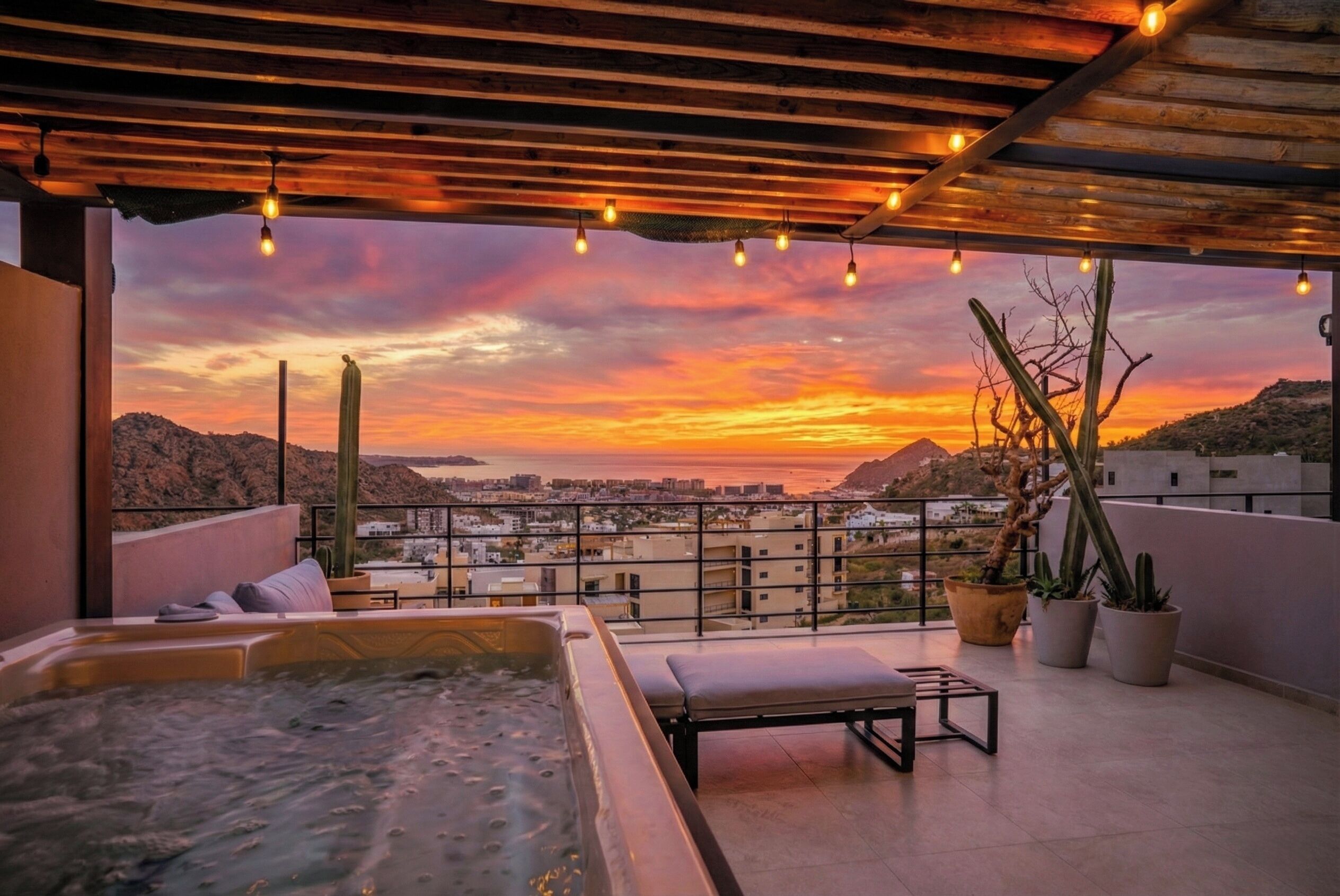 Bañera de hidromasaje exterior