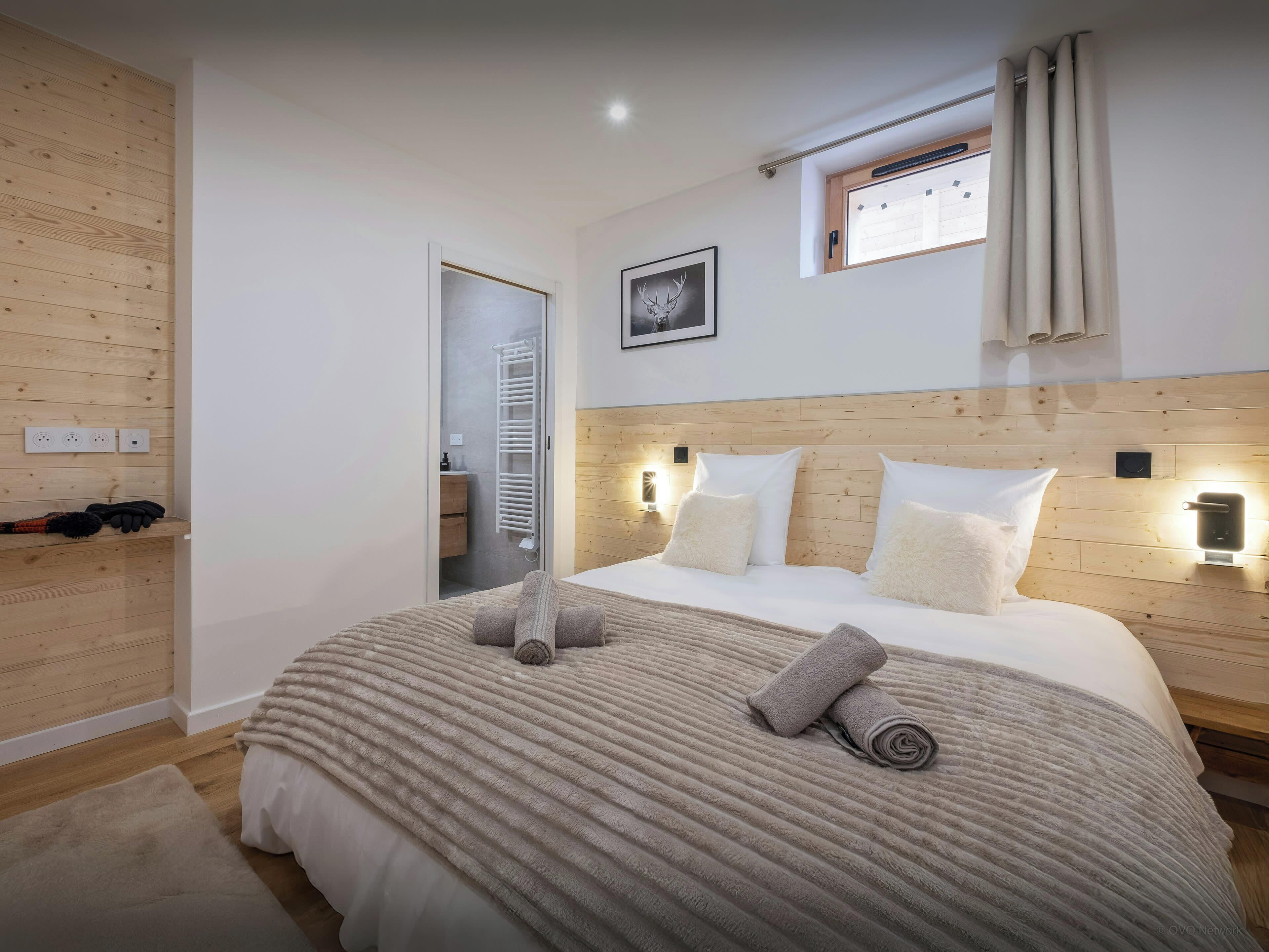 4 slaapkamers, een strijkplank/strijkijzer, wifi, beddengoed