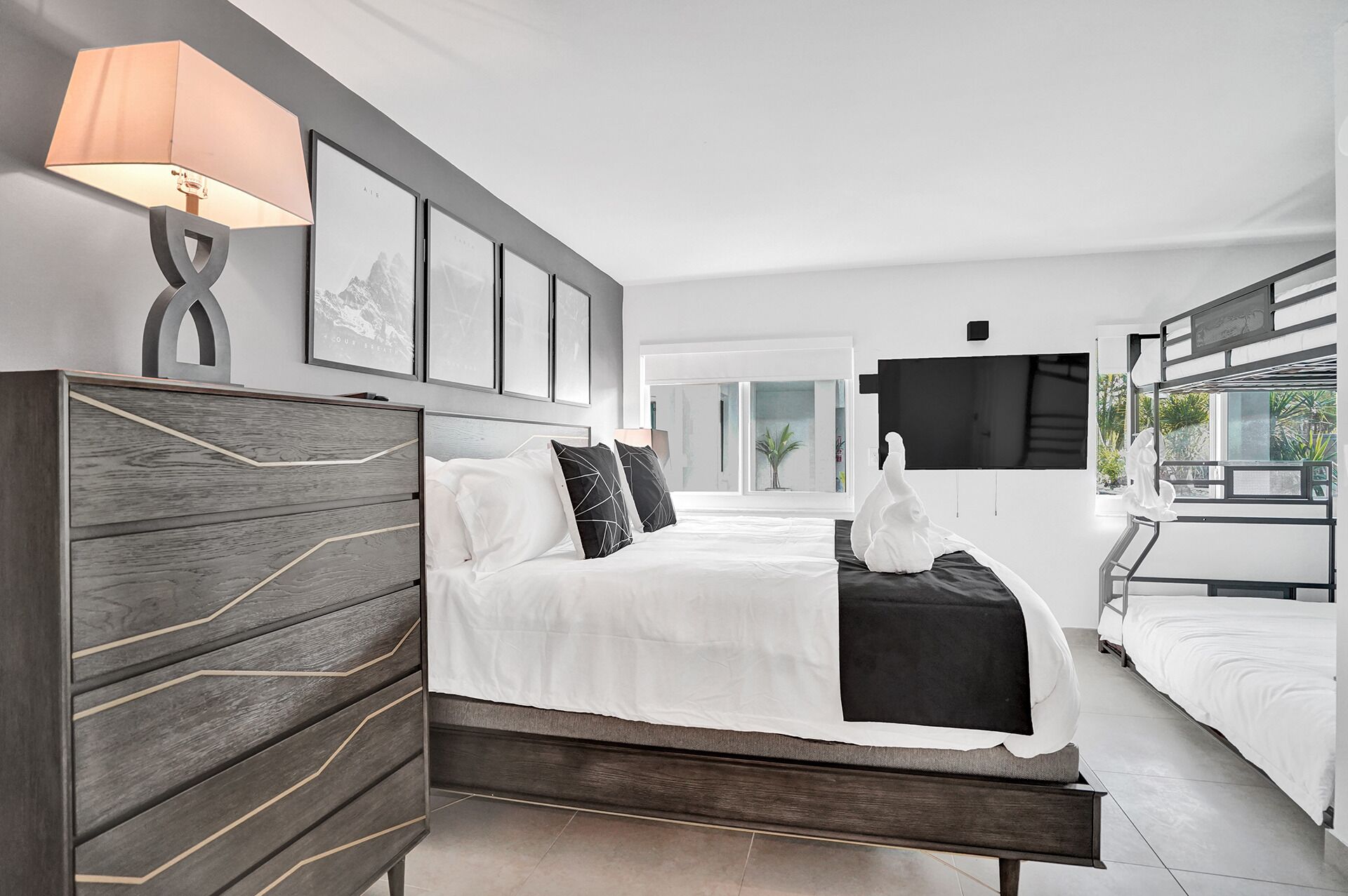 1 多间卧室、熨斗/熨衣板、WiFi、床单